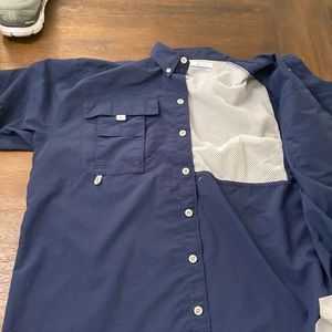 Columbia PFG shirt never worn
